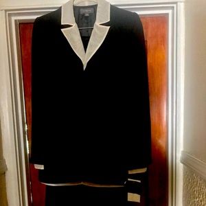 Ladies 2 Piece Pants Suit